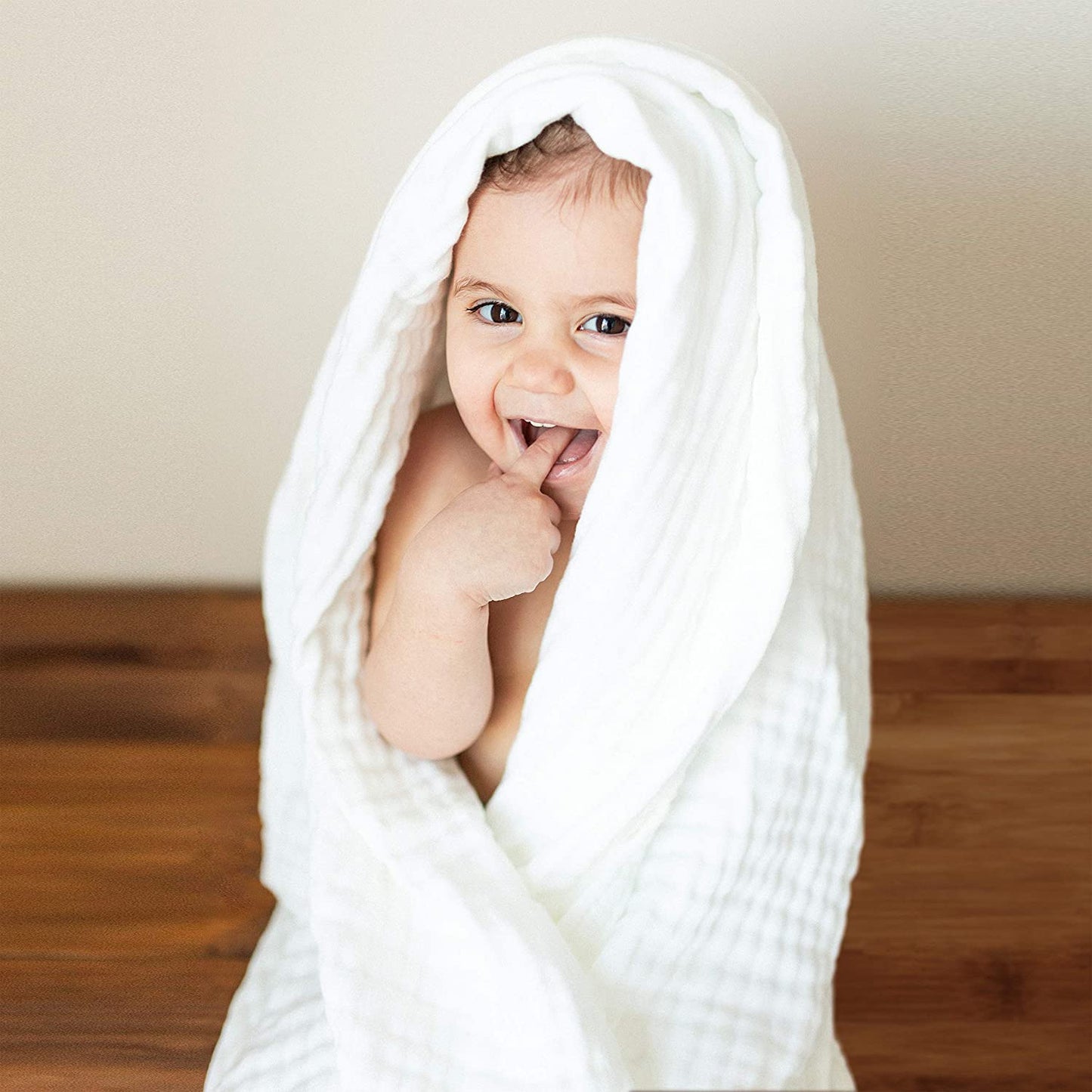 Set of 2 Muslin Bath Towels (Yellow & White)