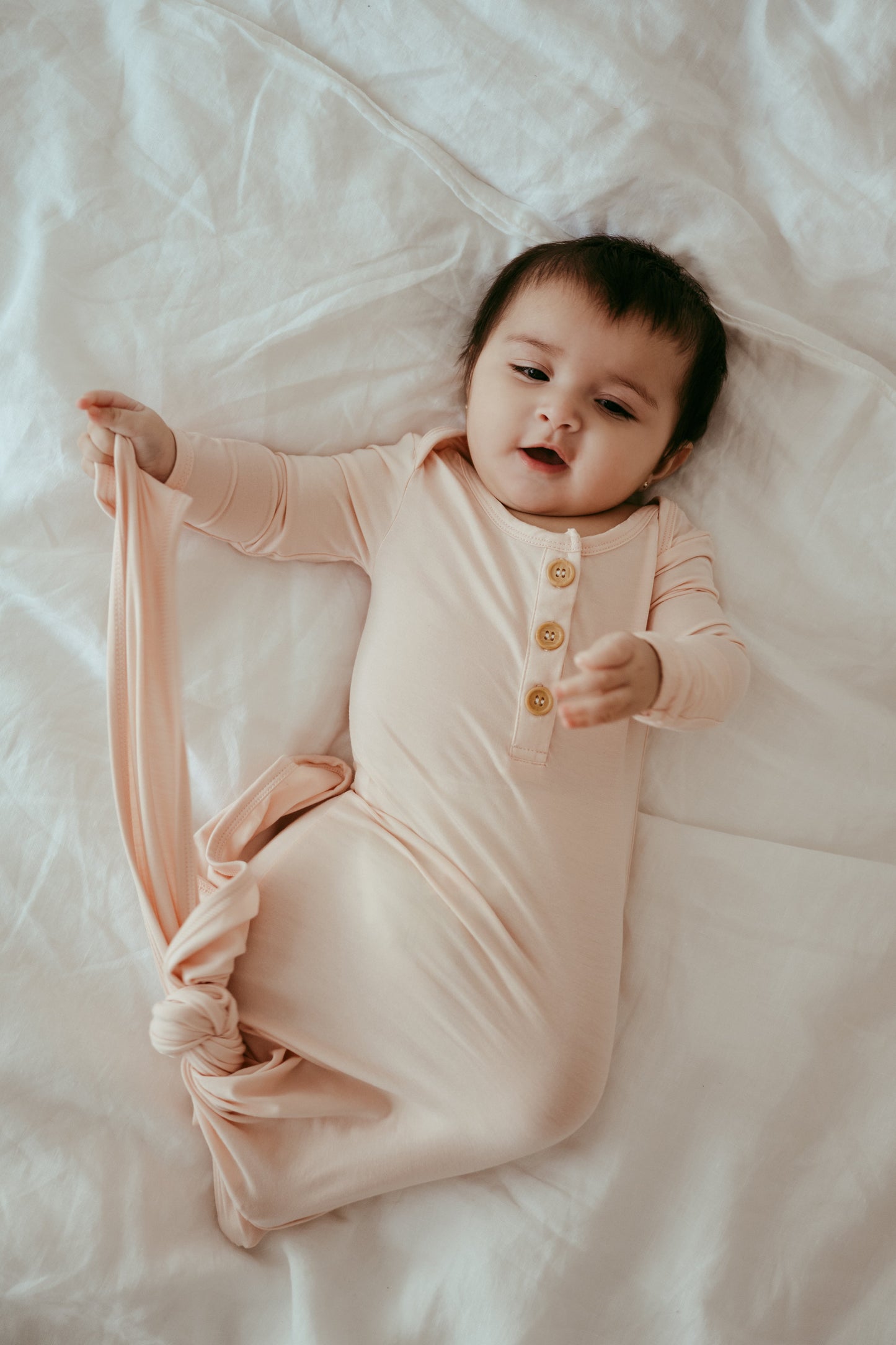 Organic Bamboo Knotted Gown & Beanie Set in Peach