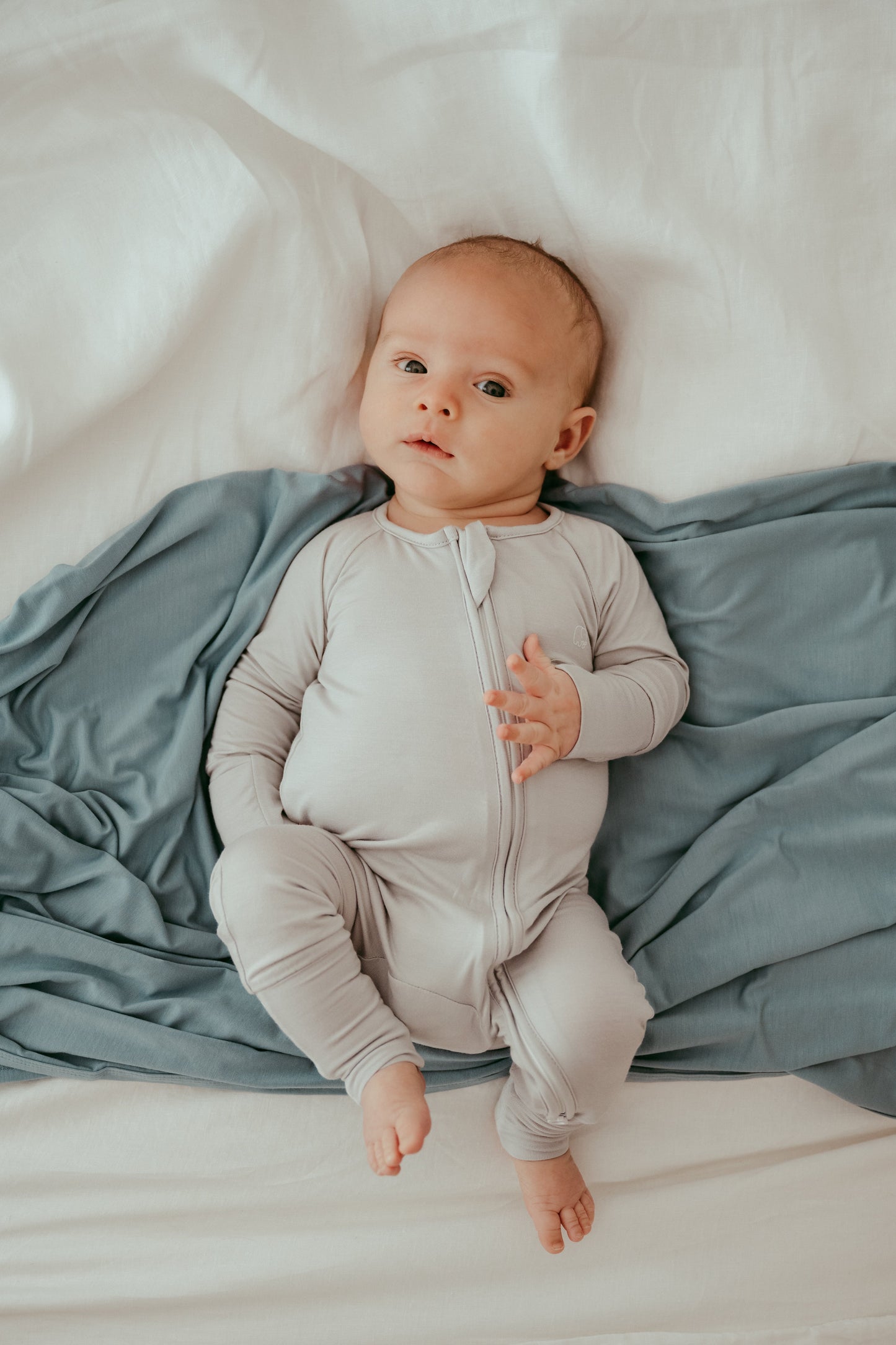 Bamboo Spandex Swaddle & Hat Set - Celestial Blue
