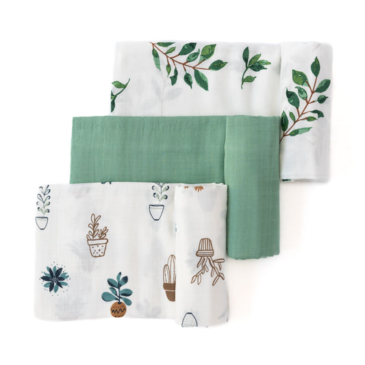 Set of 3 Organic Bamboo Swaddles in Green Planet