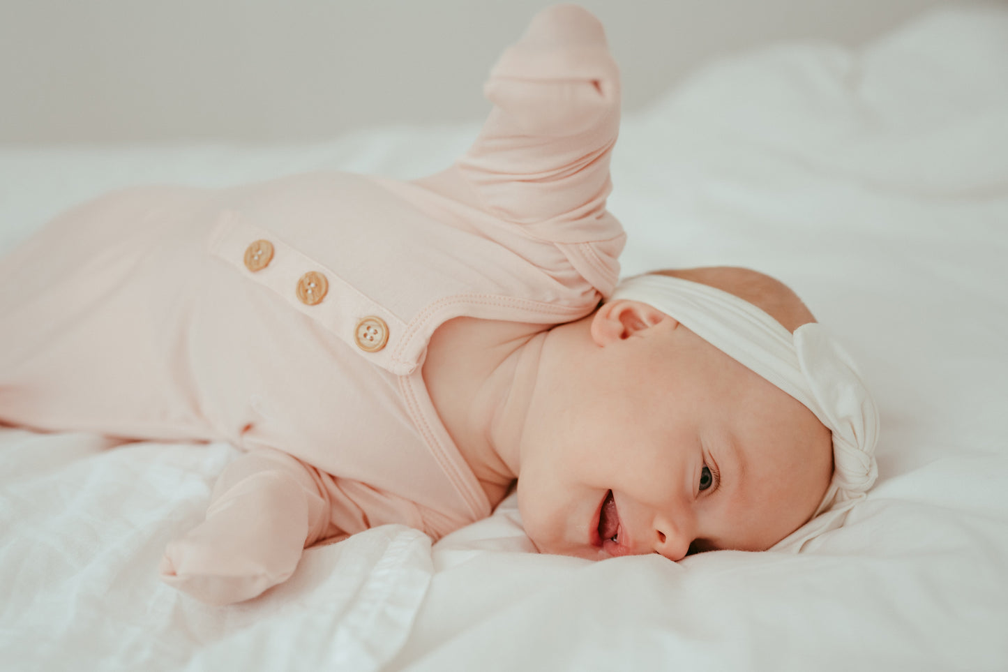 Organic Bamboo Knotted Gown & Beanie Set in Peach