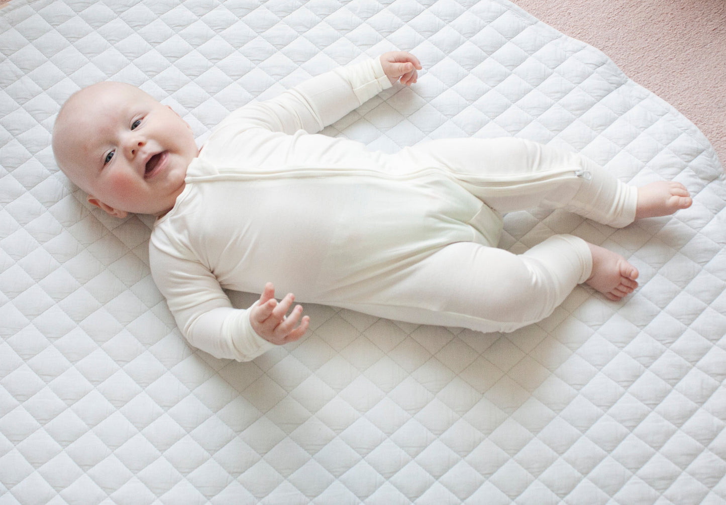 Bamboo Swaddle & Sleepsuit Newborn Gift Set- White