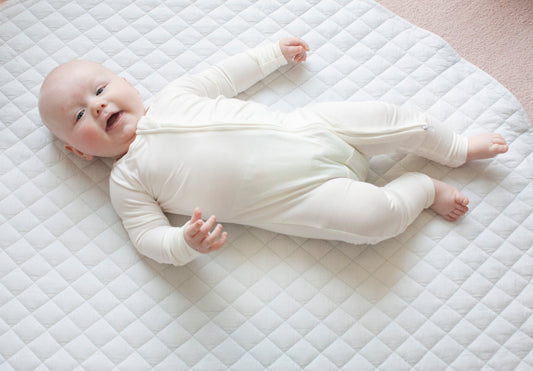 Bamboo Swaddle & Sleepsuit Newborn Gift Set- White