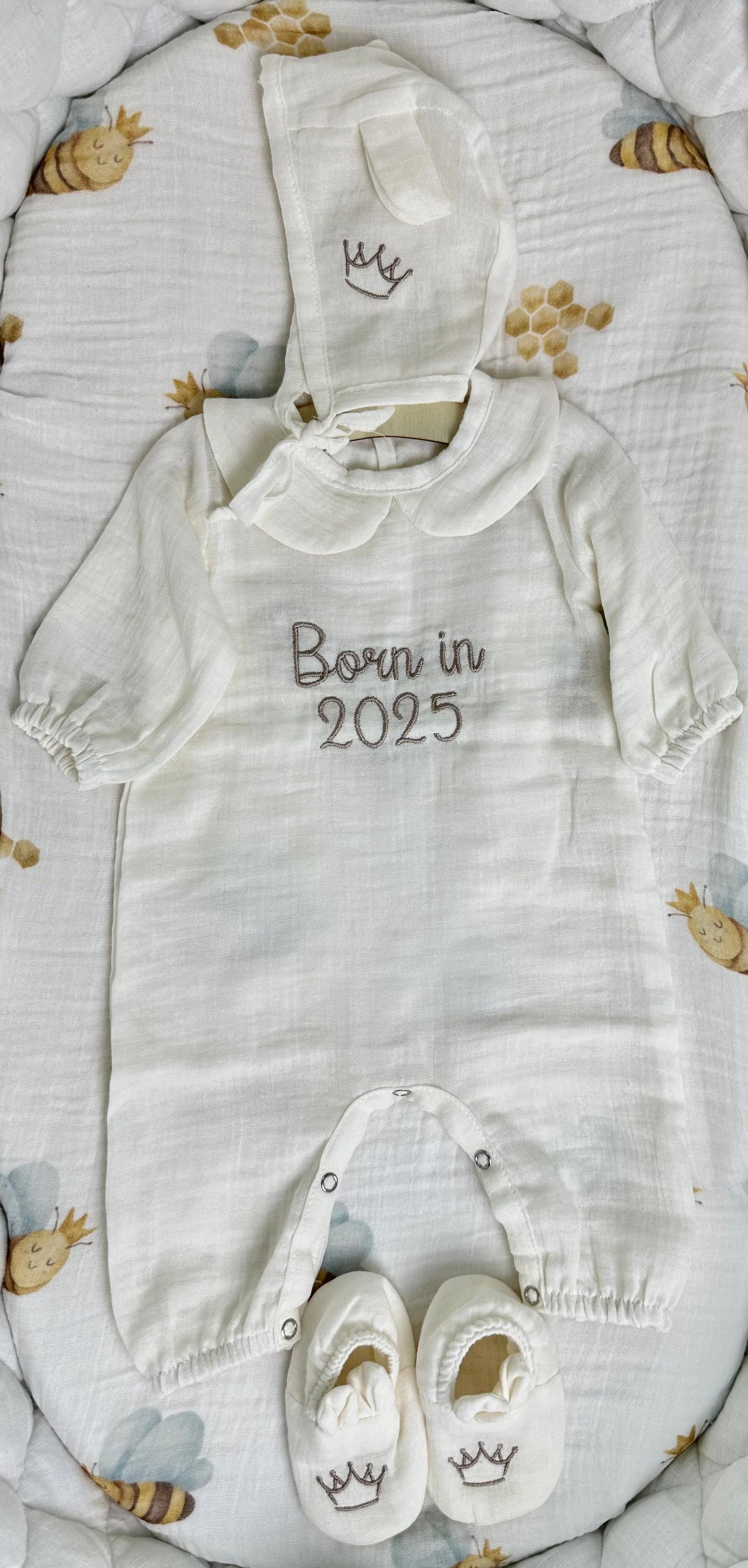 Hello World! Born in 2025 First Outfit Set