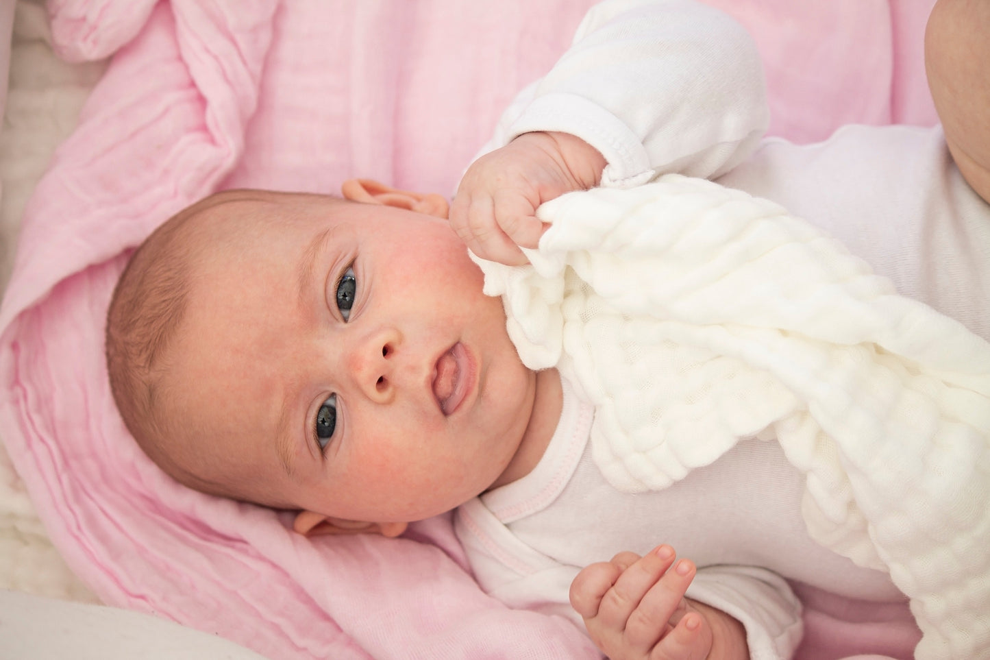 Set of 3 Muslin Bath Towels in Blush & Cloud