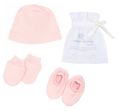 Newborn Essentials Set in Delicate Pink