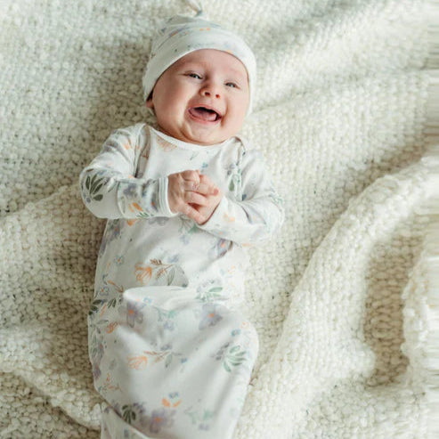Newborn Knotted Gown and Beanie in Modern Daisy