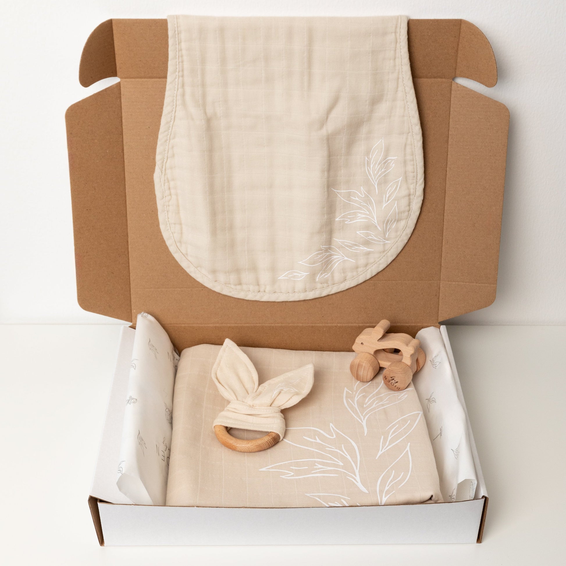 baby gift set, Dubai, UAE, baby shower gifts